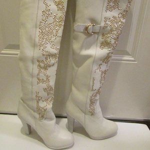 9 Thomas Wylde RUNWAY Over the Knee Gold Studded Boots White Leather